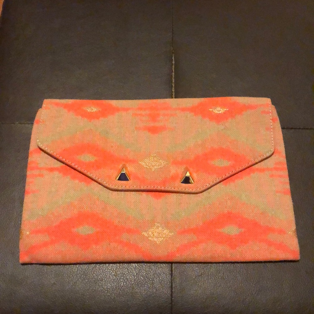 Stella & Dot Ikat clutch